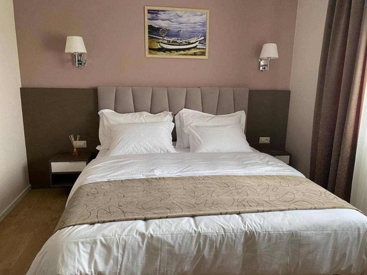 Doanesia Premium Hotel & Spa Tiranë Eksteriør bilde