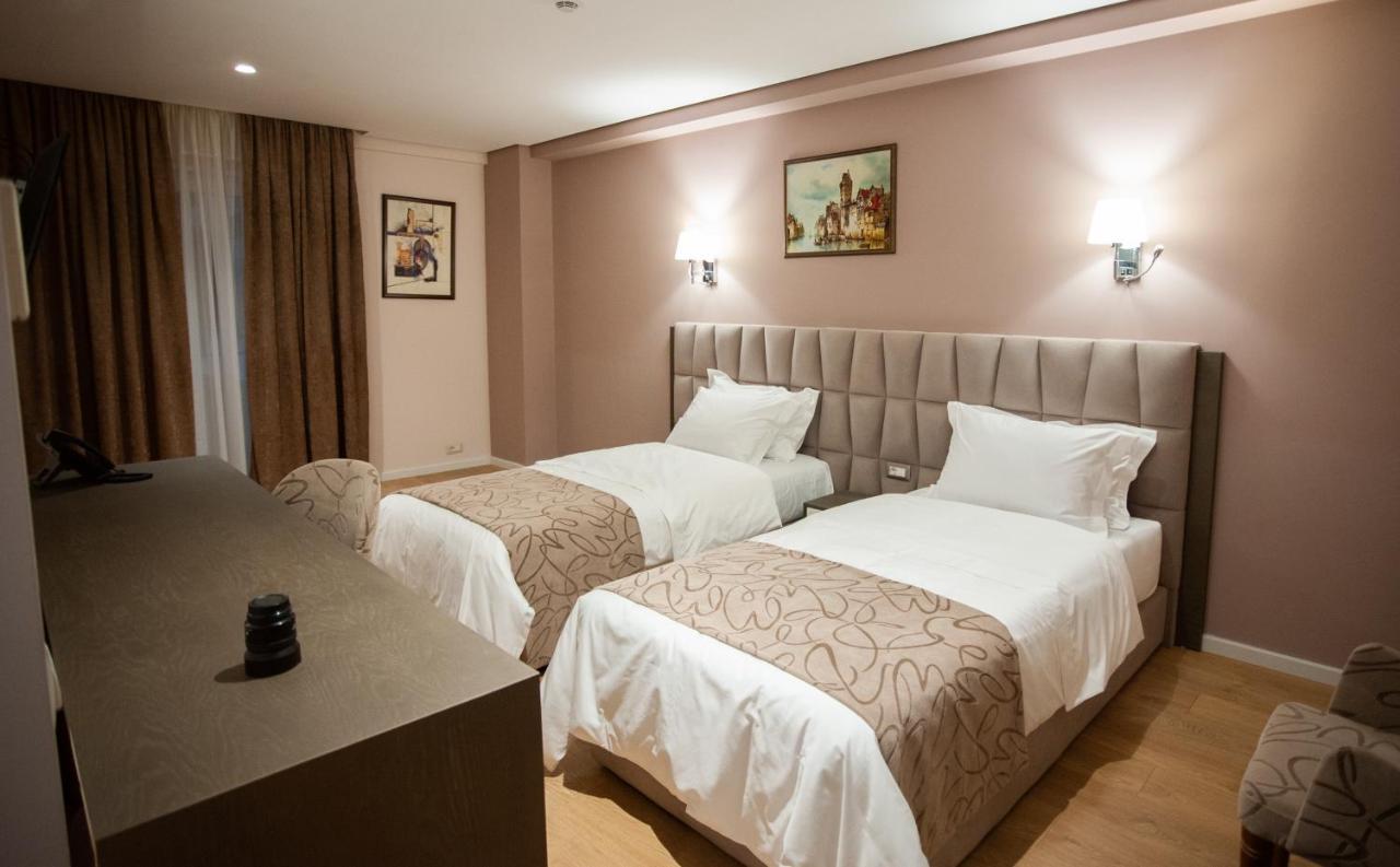 Doanesia Premium Hotel & Spa Tiranë Eksteriør bilde