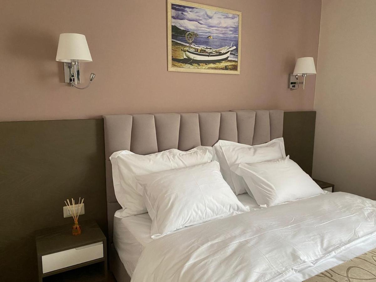 Doanesia Premium Hotel & Spa Tiranë Eksteriør bilde