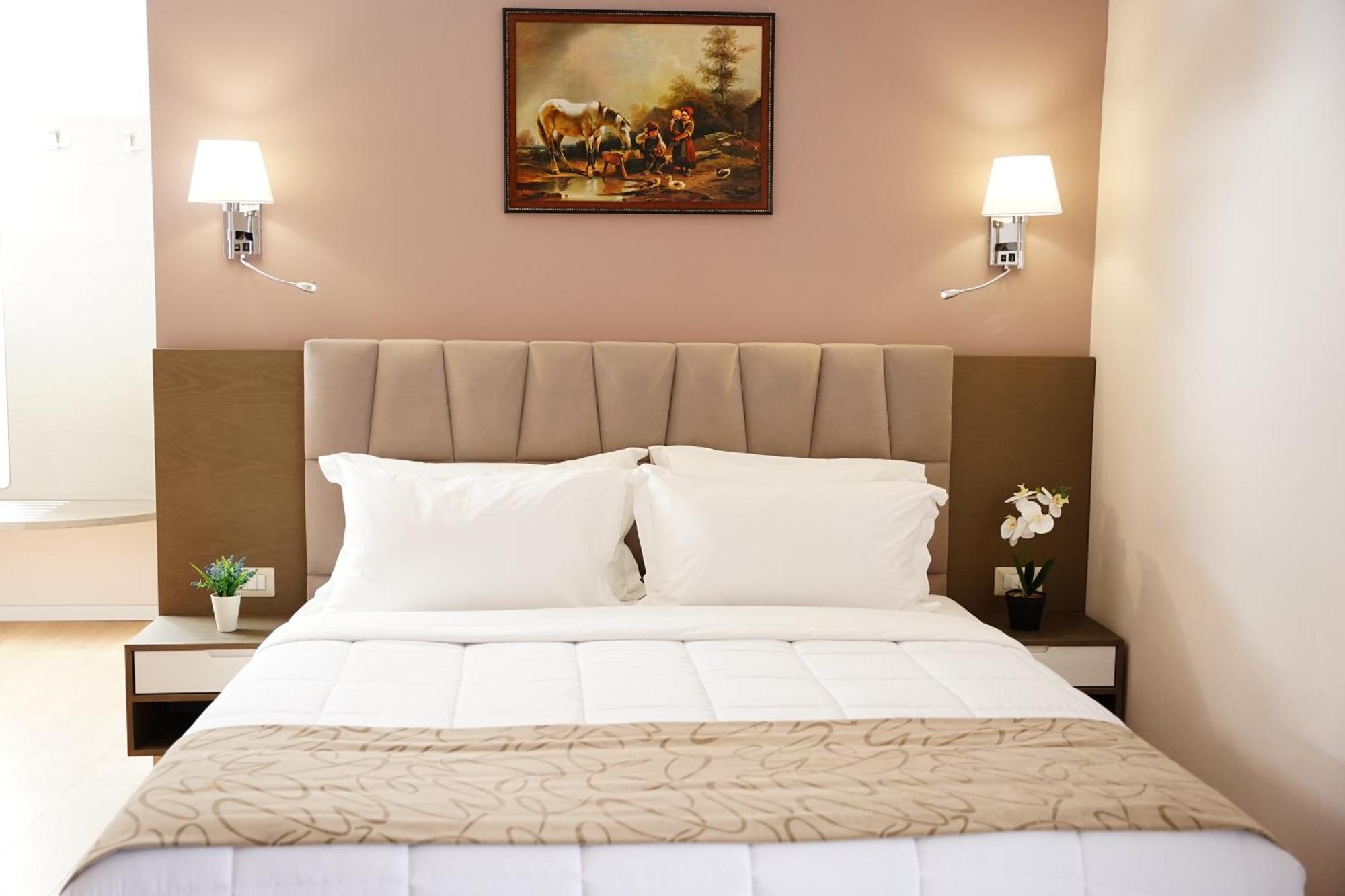 Doanesia Premium Hotel & Spa Tiranë Eksteriør bilde
